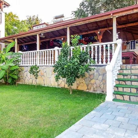 Tayfun Aparthotel
