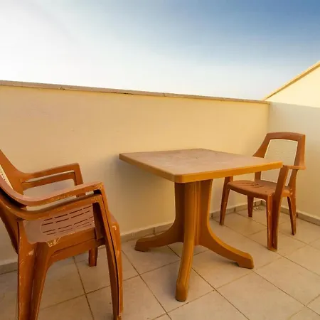 Tayfun Aparthotel