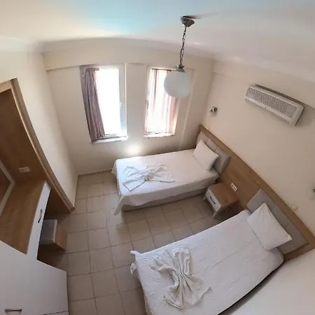 Tayfun アパートホテル