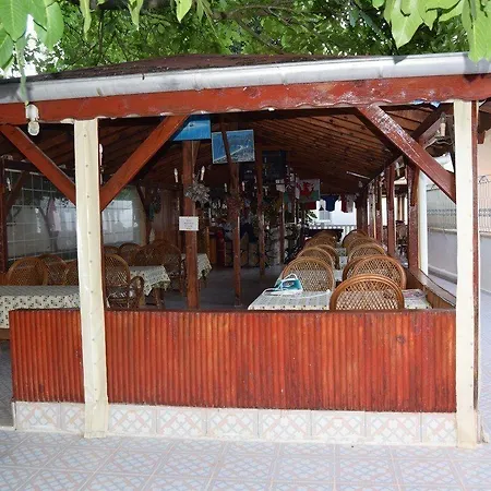 泰凡阿帕酒店