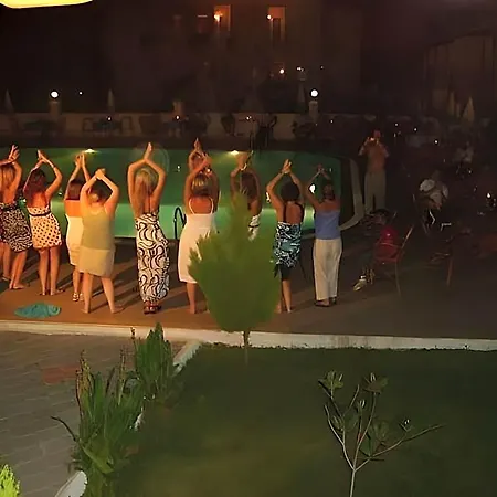 Tayfun شقة فندقية 4*